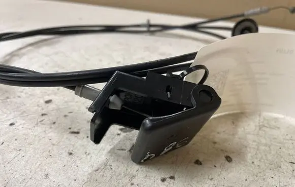 Mazda 6 Engine bonnet (hood) release handle K3203
