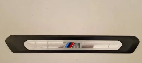 BMW X4 G02 Front sill trim cover 8068487