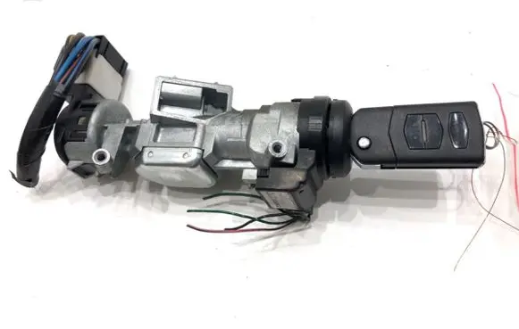 Mazda 5 Ignition lock 3M513F880AC