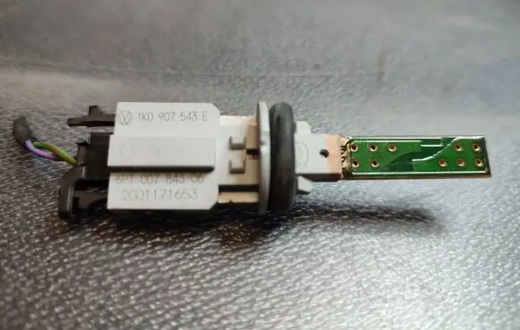 Volkswagen PASSAT B6 Interior temperature sensor 1K0907543E