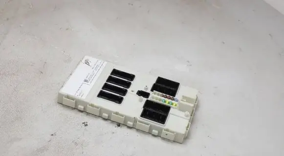 BMW 4 F32 F33 Comfort/convenience module 9366410 8472508543 580T17F04