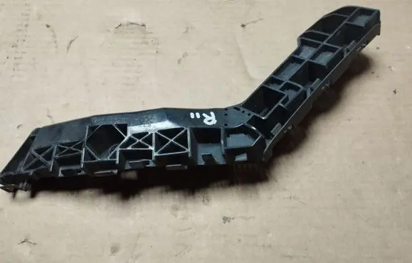 Honda CR-Z Rear bumper mounting bracket