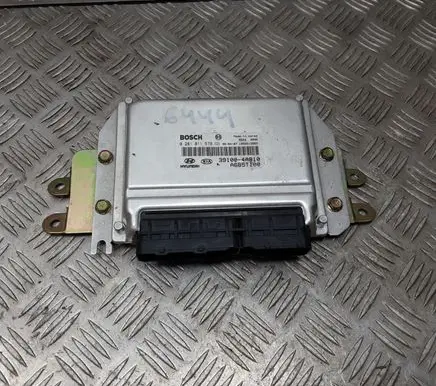 KIA Sorento Engine control unit/module 0281011579 391004A810