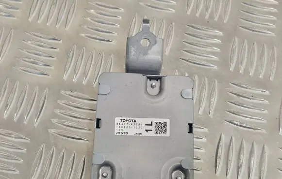Toyota RAV 4 (XA50) Alarm control unit/module 8657242051