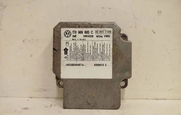 Volkswagen Touran I Airbag control unit/module 1T0909605C 5WK43518