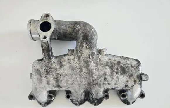 Volkswagen Sharan Intake manifold 028129713K