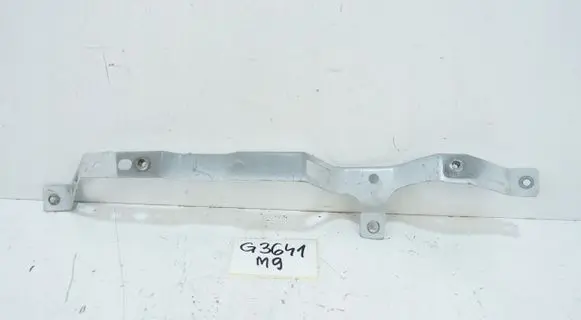 Renault Koleos II Fender mounting bracket 641357830R