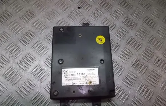 Volkswagen PASSAT B6 Voice control module 3C0035729E