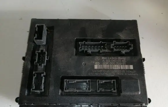 Mercedes-Benz A W169 Comfort/convenience module A1695405545
