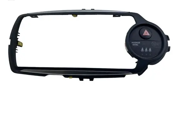 Toyota Yaris Radio/GPS head unit trim 864510D030