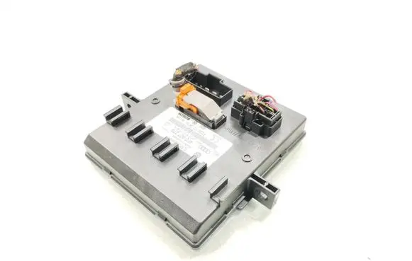 Audi A6 S6 C6 4F Hand brake control module 4F0907279 F005V00619