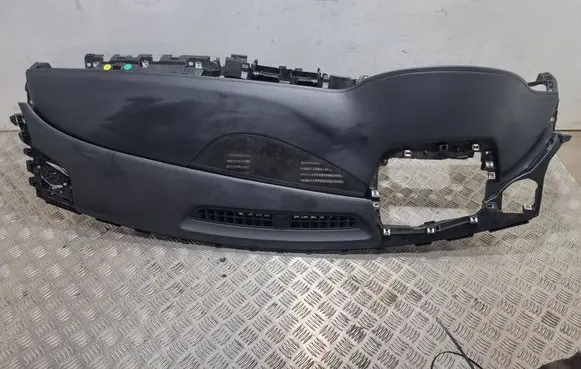 Audi A8 S8 D4 4H Dashboard 4H1857009 105007088