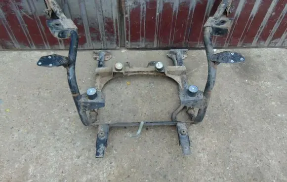 Microcar M.GO Front axle beam 
