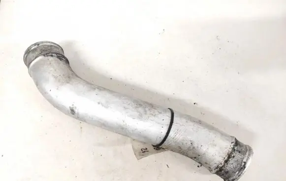 BMW 5 E39 Intercooler hose/pipe