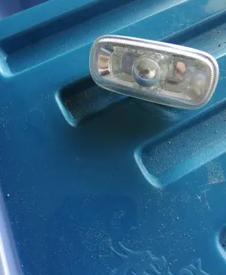 Audi A4 S4 B8 8K Front fender indicator light 8e0949127