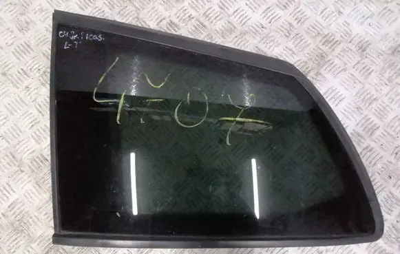 Citroen C4 Grand Picasso Rear side window