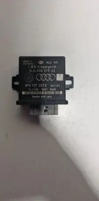 Audi A6 S6 C6 4F Light module LCM 8P0907357C 5LA00837922
