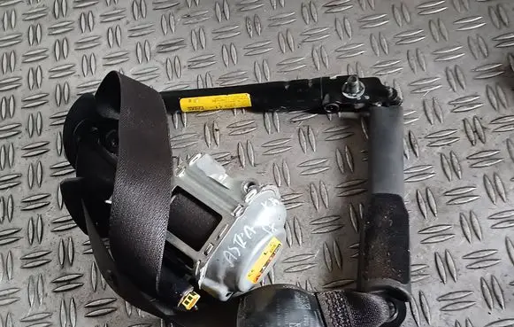 Opel Astra K Front seatbelt 34195013 39065887 46114000000004