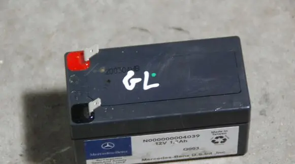Mercedes-Benz C W203 Car battery GL164