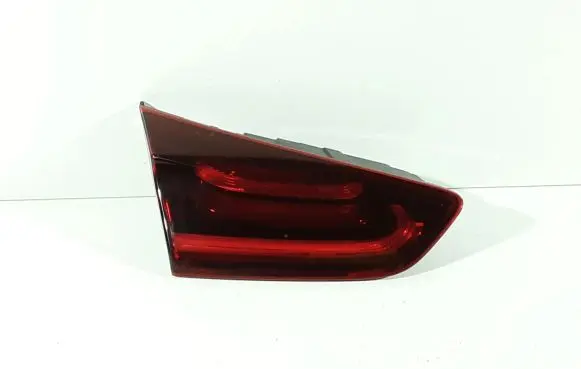 KIA Xceed Tailgate rear/tail lights J792433200 92403J73 92403J7350