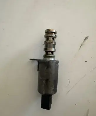 Peugeot RCZ Camshaft vanos timing valve V760429280