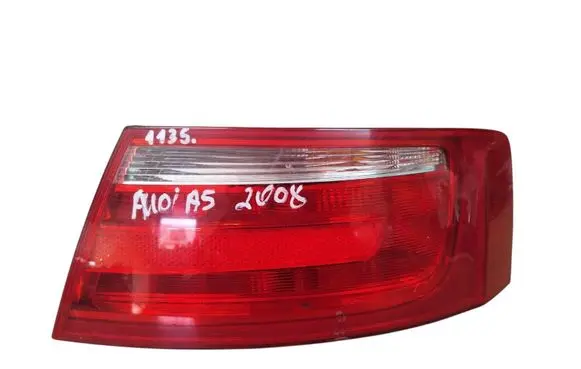 Audi A5 8T 8F Rear/tail lights 8T0945096
