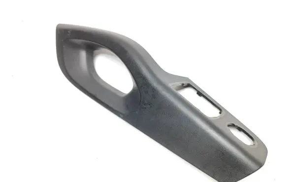 Renault Trafic III (X82) Other front door trim element 806832629R