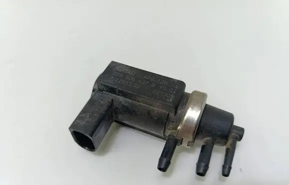 Audi A6 S6 C5 4B Turbo solenoid valve 059906627B