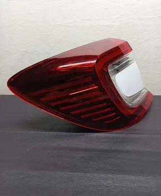 Renault Captur II Rear/tail lights 