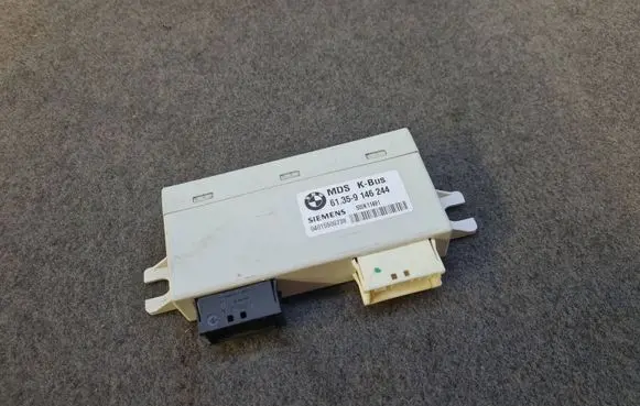 BMW X3 E83 Sunroof control unit/module 9146244 04015500738 5WK11491