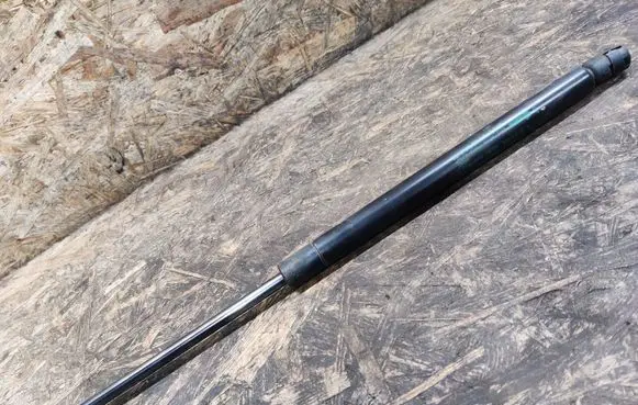 Cadillac SRX Tailgate/trunk strut/damper 25736514