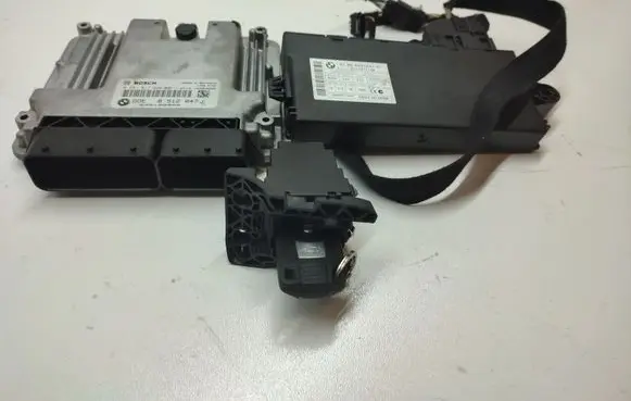 Engine ECU kit and lock set