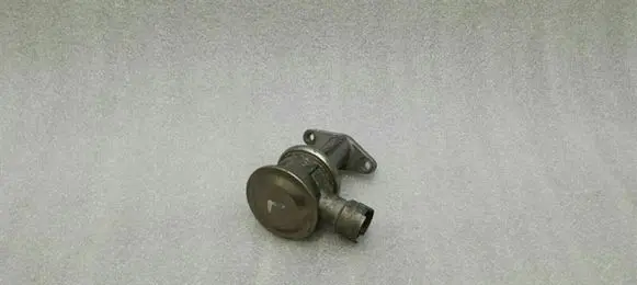 BMW 6 E63 E64 EGR valve 11727837097