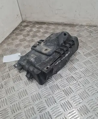Opel Astra H Battery tray 13110827
