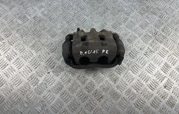 Subaru Outback (BS) Front brake caliper