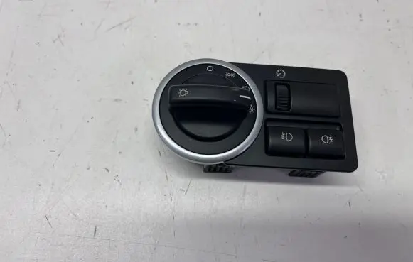 Land Rover Range Rover L322 Light switch 037094067