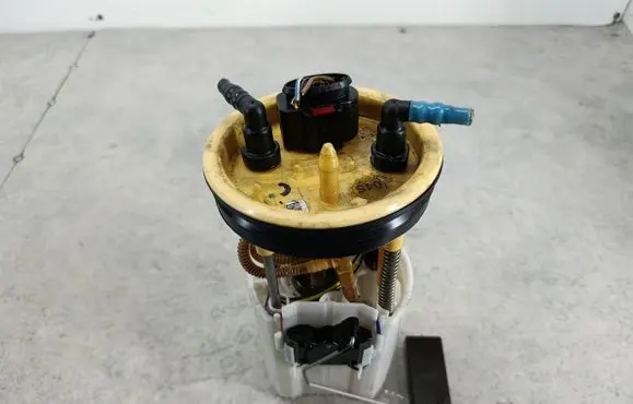 Seat Ibiza IV (6J,6P) In-tank fuel pump 6R0919050M