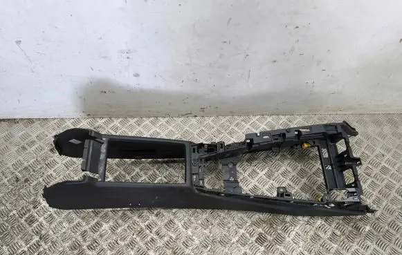 Audi A5 Center console 8W2863241