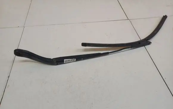 Ford C-MAX II Front wiper blade arm AM5117526AF AM51-17526-AF
