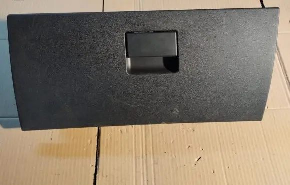 Dodge Journey Glove box