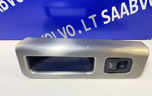 Volvo V50 Electric window control switch 8663819 30773217