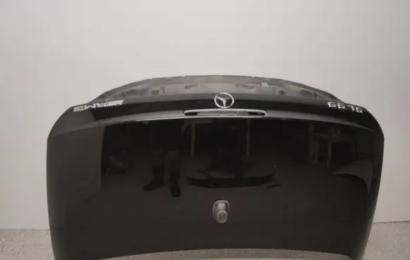 Mercedes-Benz SL R230 Tailgate/trunk/boot lid A2307500675