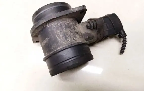 Volkswagen Golf V Mass air flow meter 0281002531 038906481B