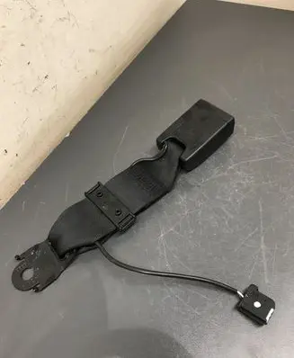Opel Mokka Rear seatbelt buckle