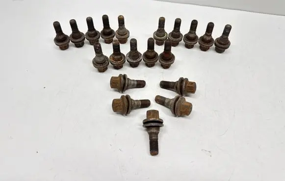 Peugeot 308 Nuts/bolts
