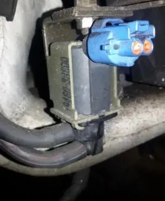 Hyundai Trajet Turbo solenoid valve K5T48371