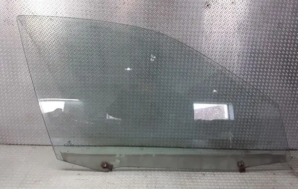 BMW 3 E46 Front door window glass four-door