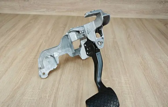 Audi A7 S7 4G Brake pedal 4H1723140A 4G1723117