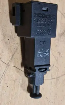 Skoda Octavia Mk2 (1Z) Brake pedal sensor switch 1J0945511A