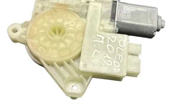Seat Toledo IV (NH) Front door window regulator motor 5JA959811K